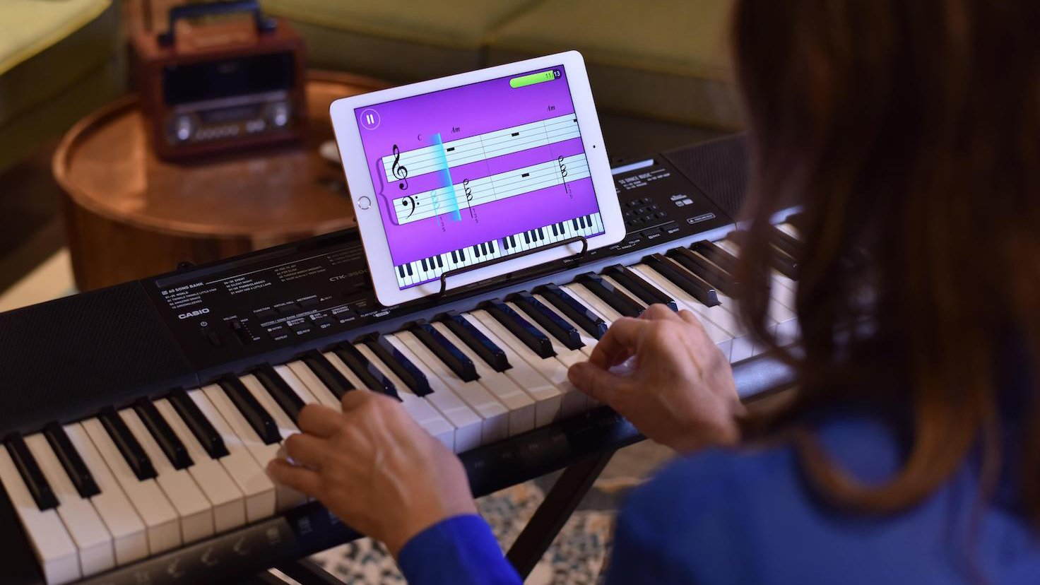 Simply Piano Review: Can This App Really Teach You Piano?