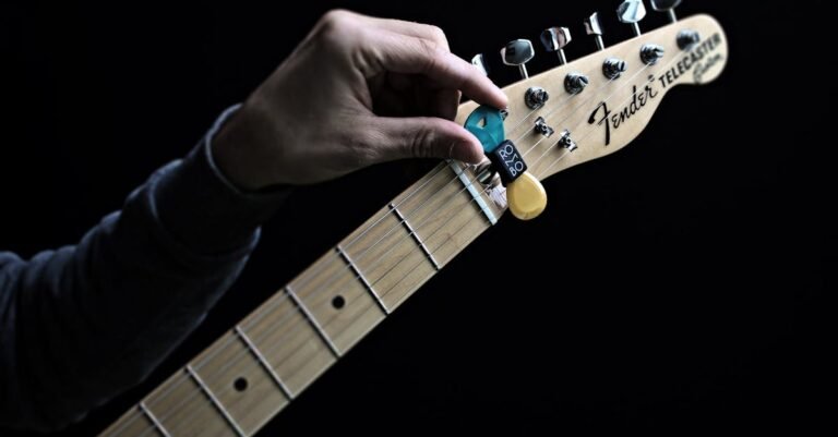 Rhythm Guitar vs. Lead: 7 Myths BUSTED – What Everyone Gets Wrong!