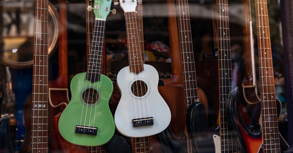 Ukulele Vs Guitar (Differences And Which Is Best For You)