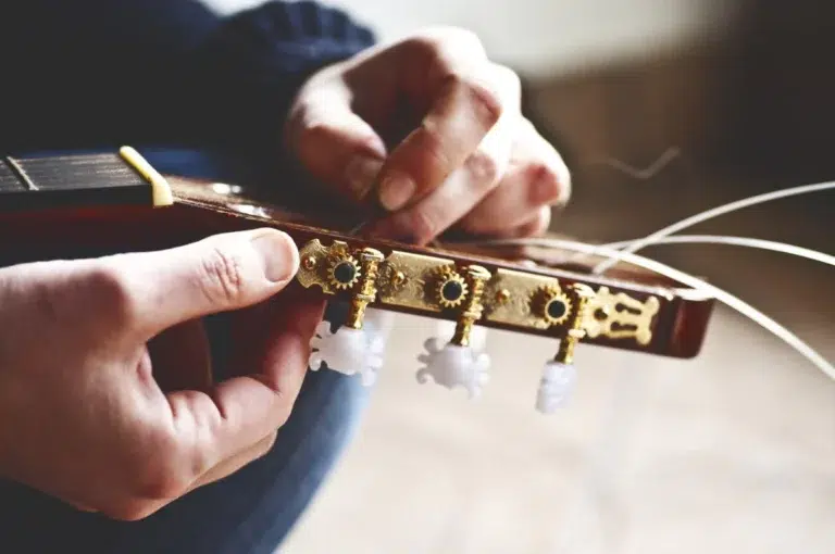 Tuning Peg Won’t Tighten String? Causes & Fixes You Can Do Today!