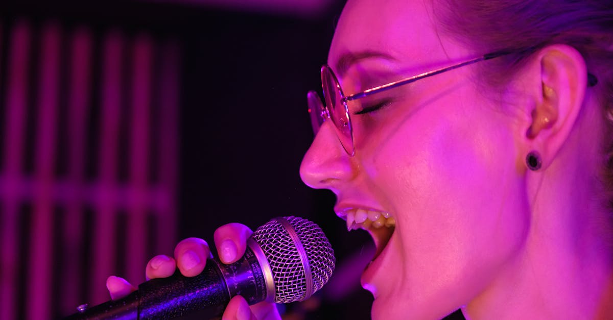 How To Sing With Emotion: The Psychological Trick That Makes Audiences Cry