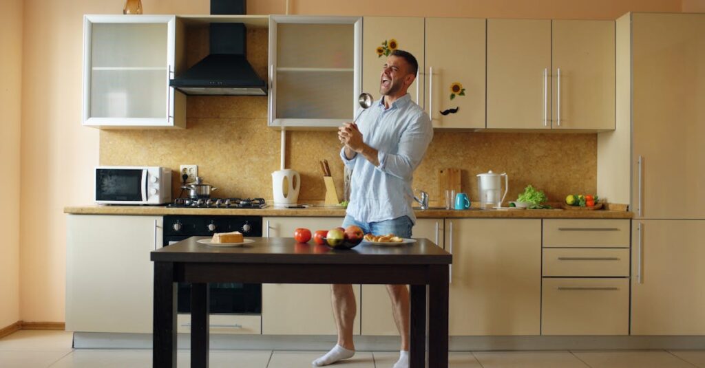 What To Eat Before Singing: The Pre-Show Diet That Separates Amateurs From Professionals